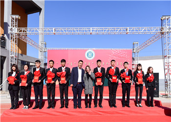 設立“王祖為”獎學金，助寒門學子圓夢“象牙塔”