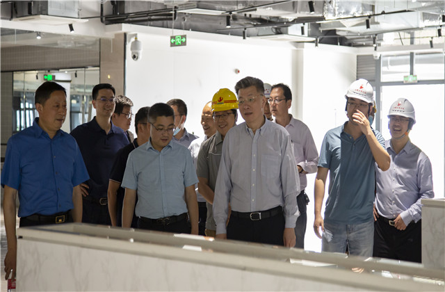 合肥市委常委、副市長路軍赴安徽公司合肥市第六中學新校區項目調研