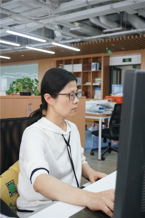 1625722428756302tbs4.jpg 謝紅兵-01.jpg