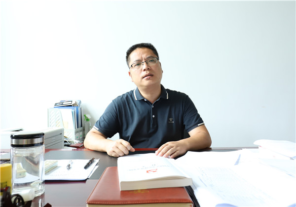 16324442774640770og1.jpg 青川縣教育局副局長 李久凱.jpg