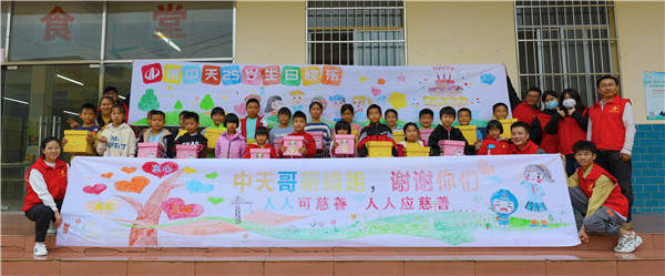 1640331703936636zsmt.jpg 6L5A2762.jpg